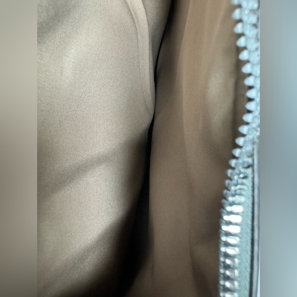 🔥 EUC Blue Gray Nine West Crossbody Bag with Cream interior - Picture 5 of 5